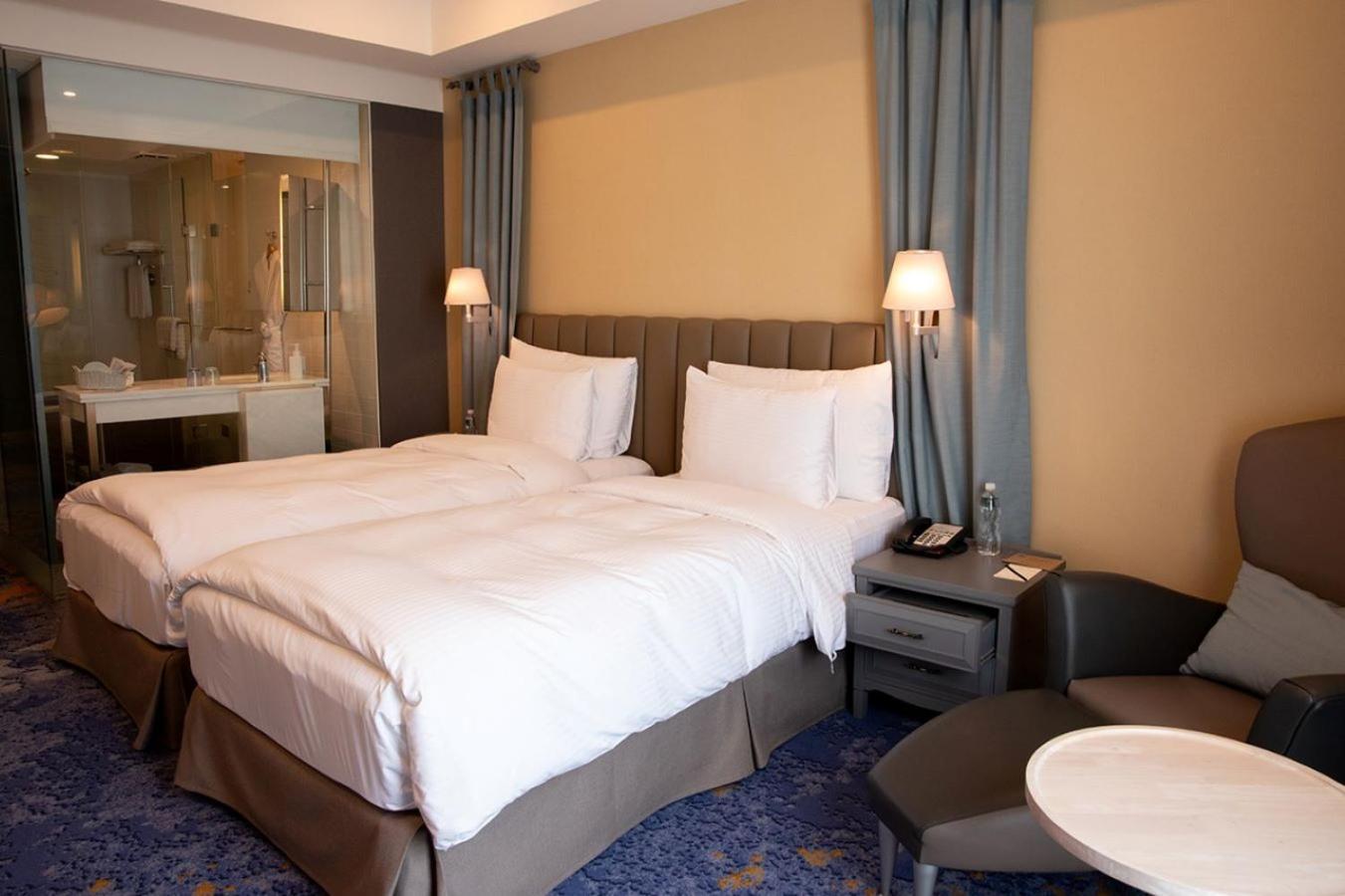 Grand Victoria Hotel Taipei Exteriör bild